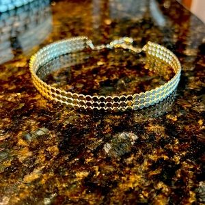 Jennifer Zeuner Choker